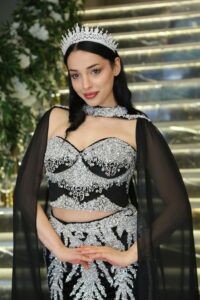 Velvet Siyah Kaftan